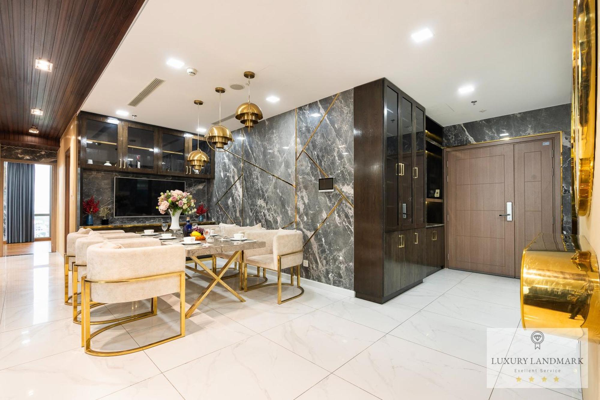 Aparthotel The Signature Landmark 81 - Vinhomes Central Binh Thanh 4*