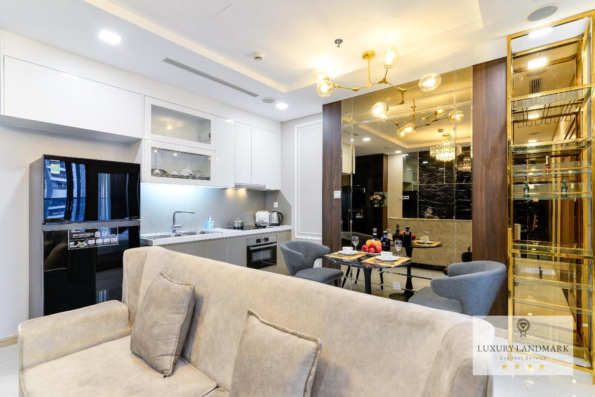 Aparthotel The Signature Landmark 81 - Vinhomes Central Binh Thanh Ho Chi Minh City