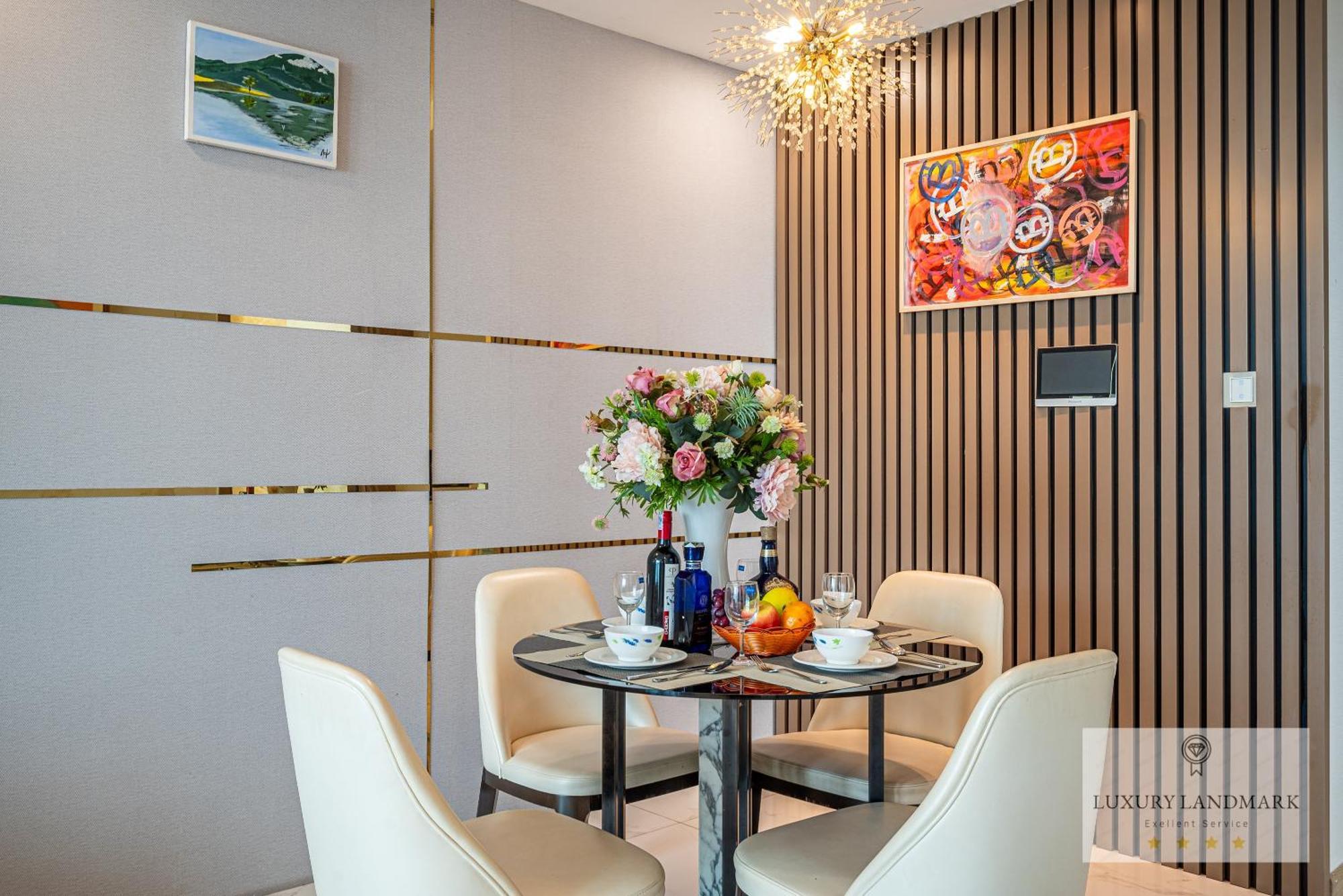 The Signature Landmark 81 - Vinhomes Central Binh Thanh Aparthotel 4*